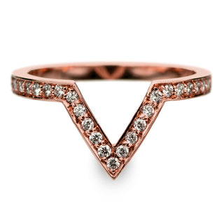 Bright bead set diamond Victoria, beautifully crafted in lustrous 14K rose gold