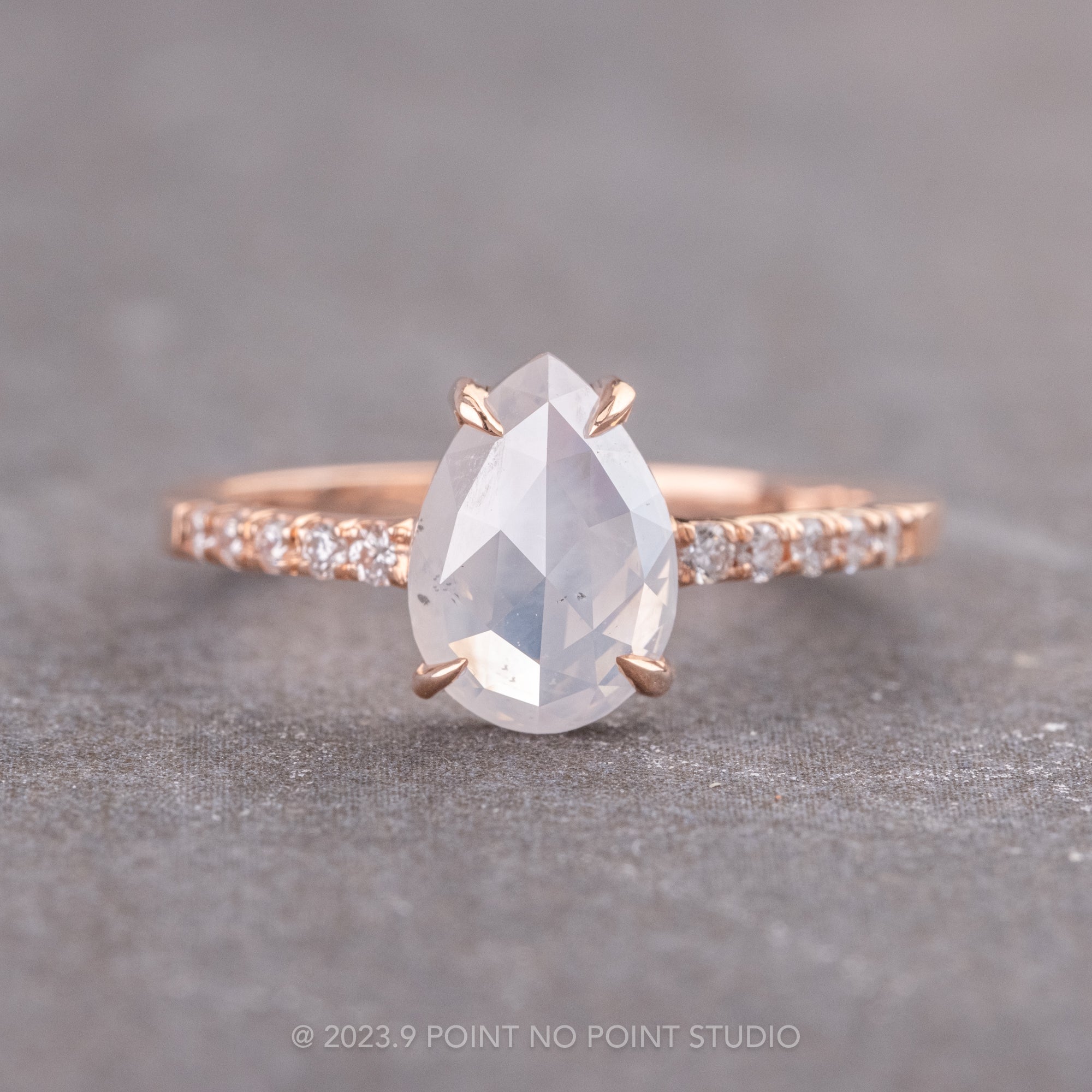 Smoky Quartz Diamond Twist 'One Heart' ring - 14K White Gold |JewelsForMe