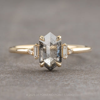 salt and pepper diamond