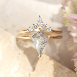 Cassiopeia, Diamond and Yellow Gold Wedding Band