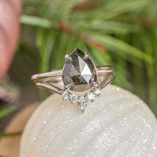 black pear diamond ring