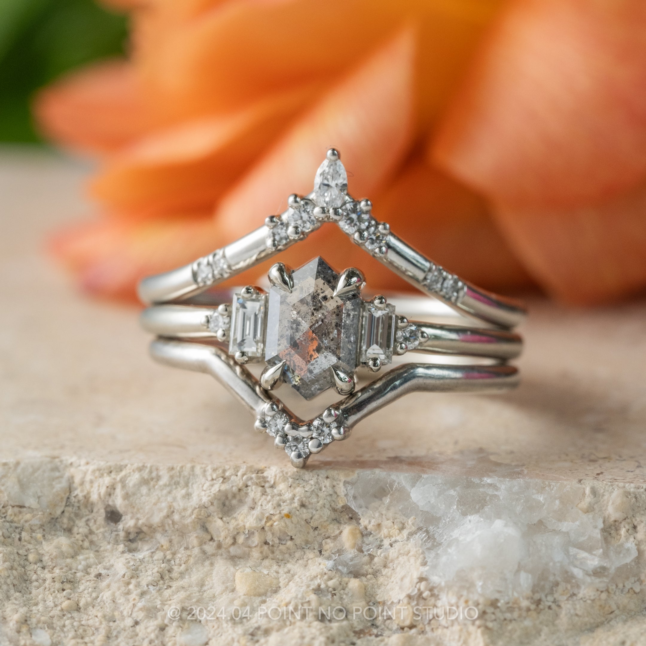 Triple band wedding ring 60 photos - Astyledwedding.com Triple band wedding ring 60 photos - Astyledwedding.com