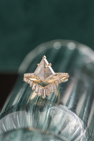 salt and pepper kite diamond ring