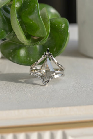 salt and pepper kite diamond ring