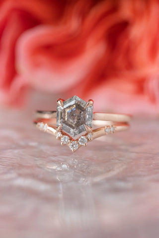 Round Diamond Wedding Band, Fern Setting, 14K Rose Gold