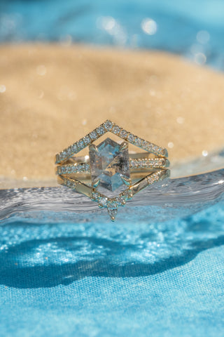 17 White Diamond Vivian Band, 14K Yellow Gold