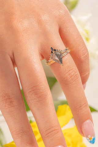 salt and pepper diamond ring