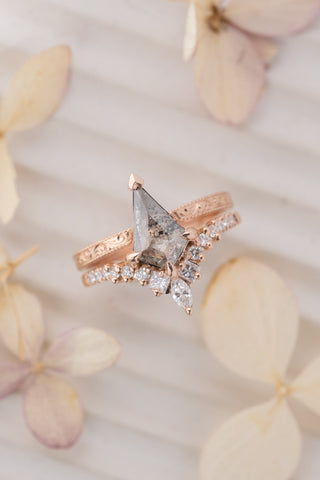 salt and pepper kite diamond ring