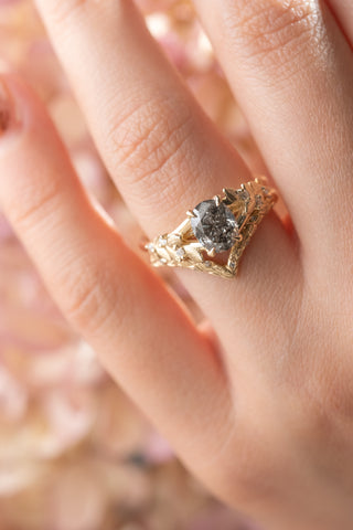 Round Diamond Wedding Band, Pixie Setting, 14k Yellow Gold