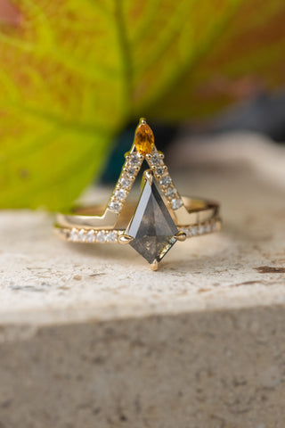 salt and pepper kite diamond ring