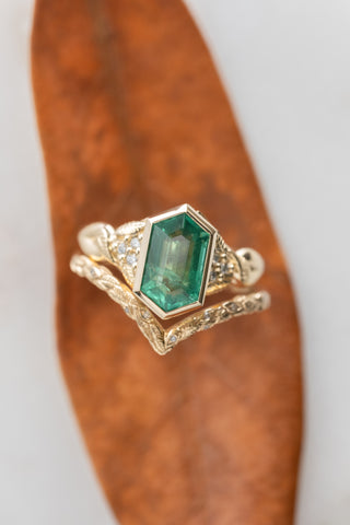 emerald engagement rings
