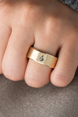 Black Speckled Kite Diamond Men's Beveled Edge Wedding Band, Comfort Fit, 14K Yellow Gold