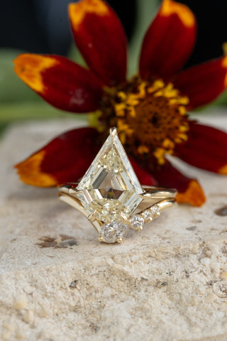 clear geometric diamond ring