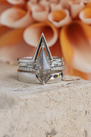 salt and pepper kite diamond ring