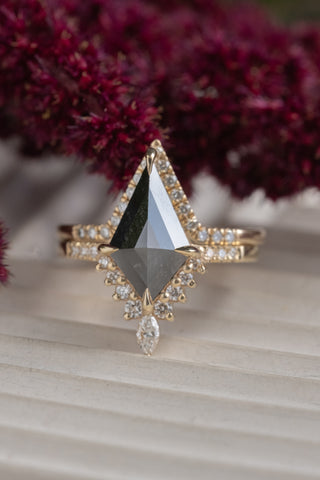 black diamond ring women's