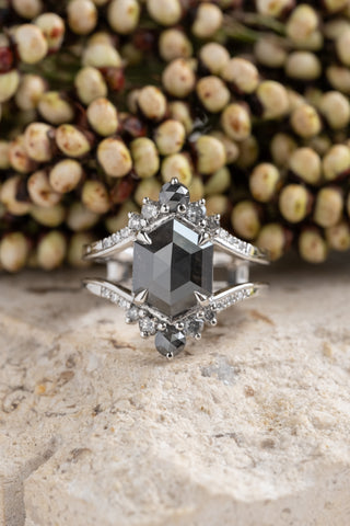 black diamond ring women's