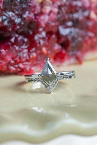 black kite diamond ring