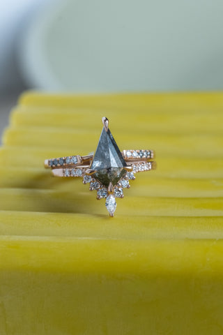 kite diamond engagement ring
