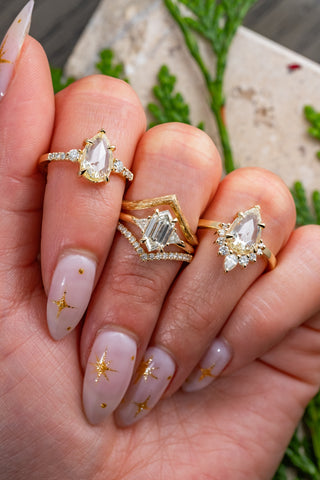 unique clear diamond engagement rings