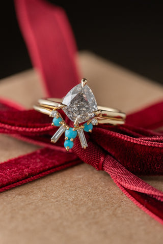 salt and pepper kite diamond ring