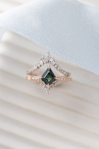 1.21 Carat Teal Kite Sapphire and Diamond Engagement Ring, Avaline Setting, 14k Rose Gold