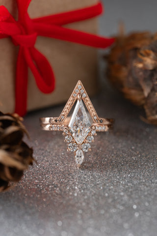 clear kite diamond ring