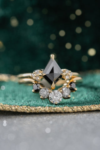 black diamond ring women's