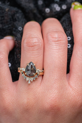 Baguette and Marquise Ombre Diamond Wedding Band, Ombre Sage Setting, 14k Yellow Gold