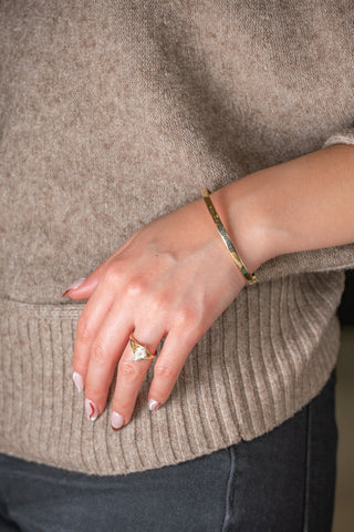 kite moissanite ring