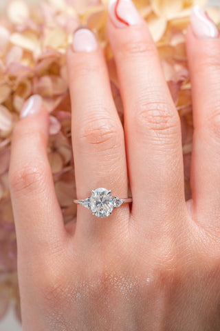 oval moissanite ring