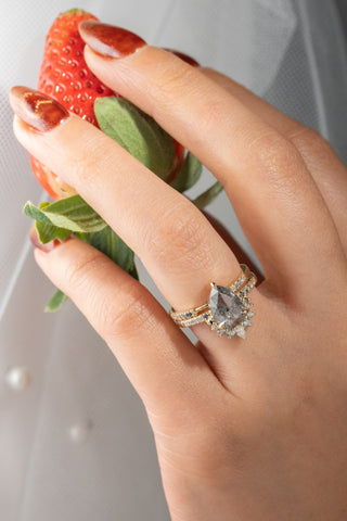 salt and pepper diamond ring