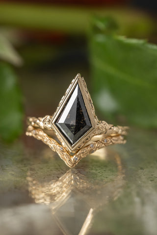 black diamond ring women's