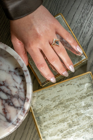 Mayer Wedding Ring, 15 Diamond
