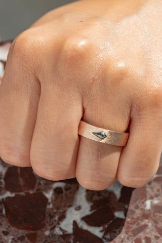 East to West Salt and Pepper Kite Diamond Mens Wedding Band, Comfort Fit