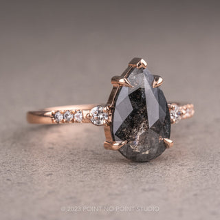 Black Pear Diamond Ring