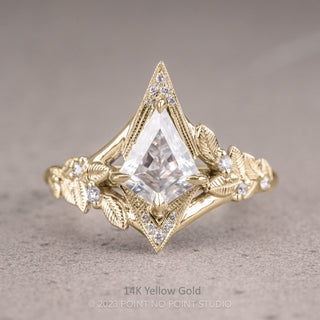 Kite Moissanite 