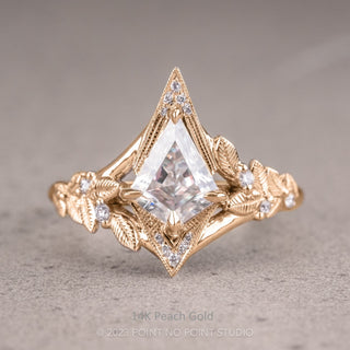 Kite Moissanite 