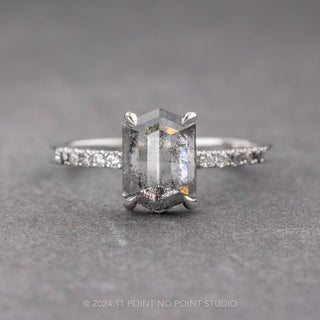 salt and pepper diamond