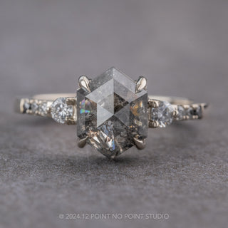 salt and pepper diamond