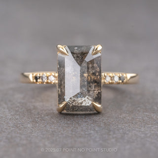 salt and pepper diamond