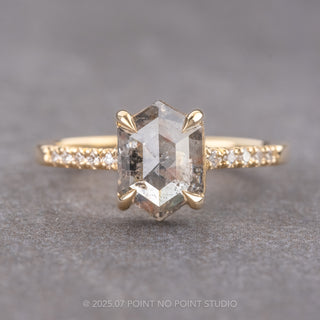 salt and pepper diamond