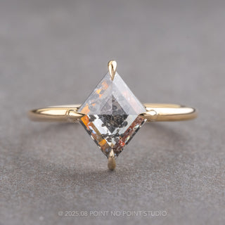 salt and pepper diamond