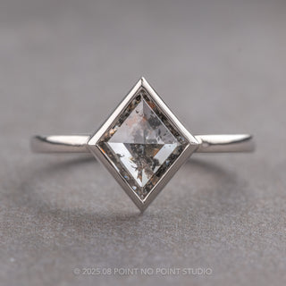 salt and pepper diamond