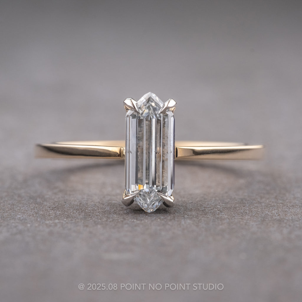 Point Al Rin Design Clear Diamond Engagement Ring, Point No Point Studio