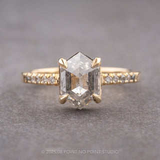 salt and pepper diamond