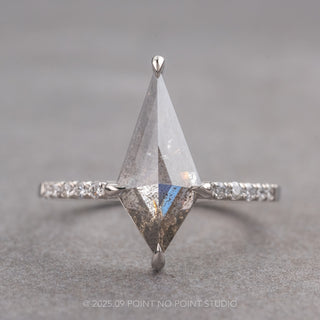 salt and pepper diamond