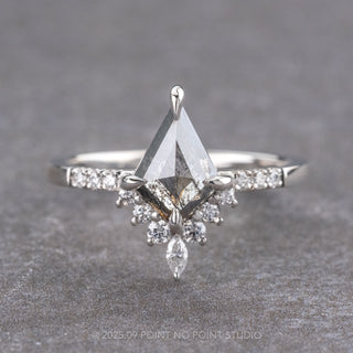 salt and pepper diamond