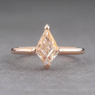 kite moissanite