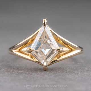kite moissanite