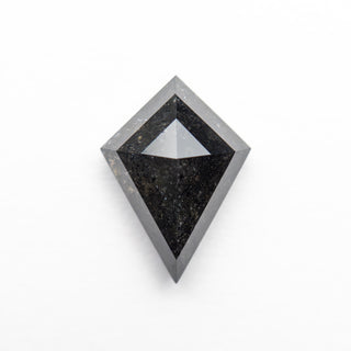 Black kite diamond